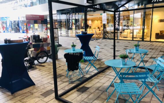 Thumbnail van nieuwsbericht `Meubelplein Oplaadstation – de hele maand augustus!`